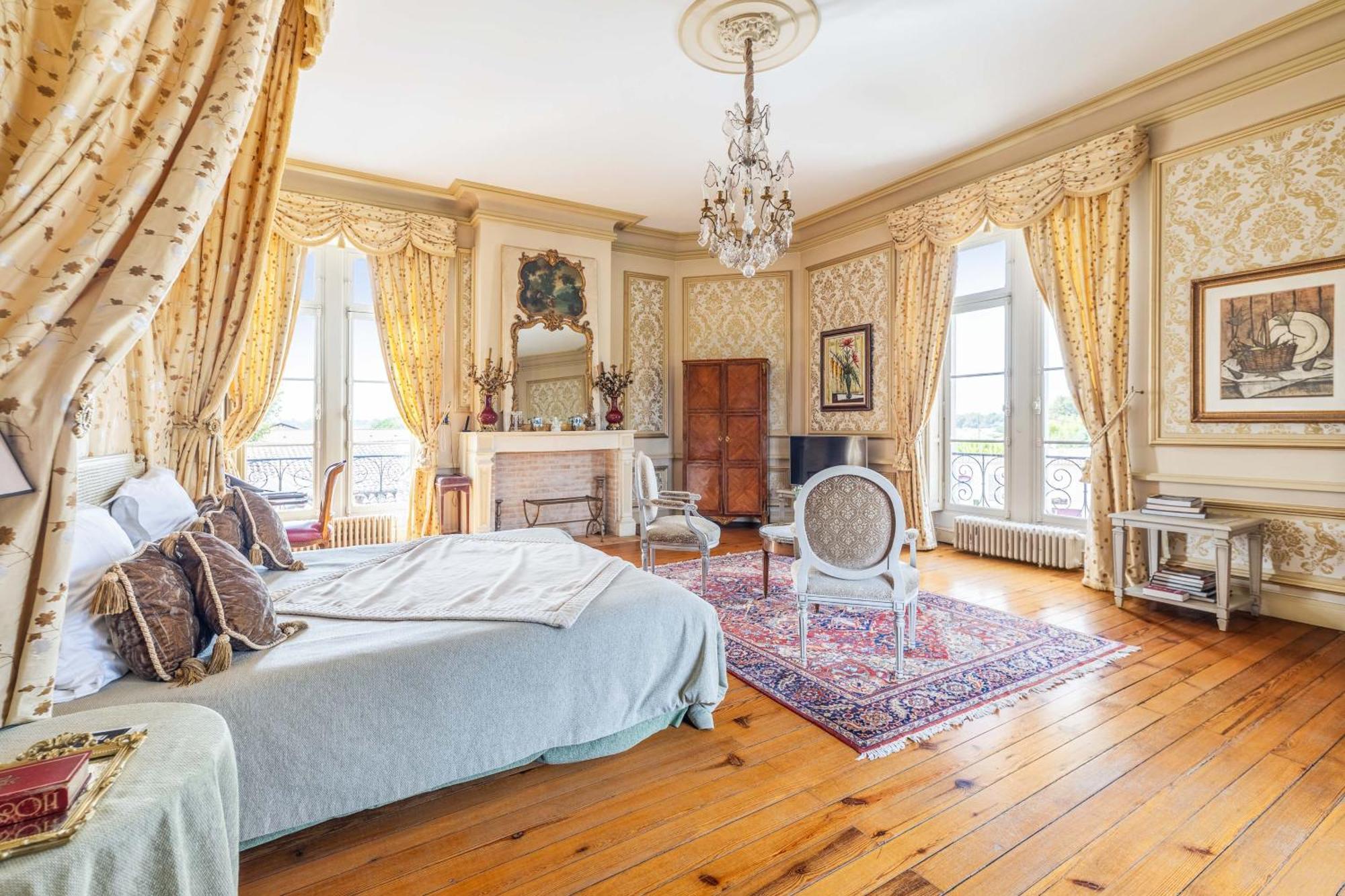 Frühstückspension Chateau Pape Clement 3*
